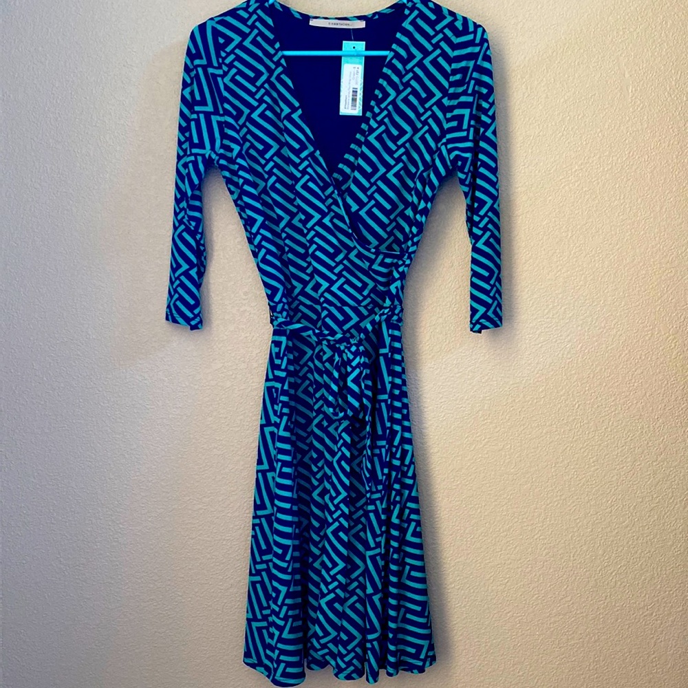41 Hawthorn Wrap Dress Size Small